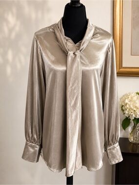 NWT Koandaily Satin Tie Neck Blouse Champagne Gold Long Sleeve XL